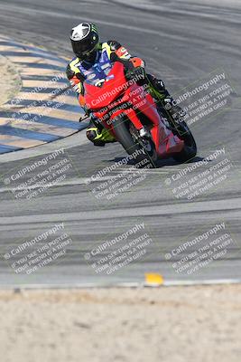 media/Dec-01-2025-Moto Forza (Mon) [[2daa91e15f]]/2-Intermediate Group/Session 2 (Turns 9 and 10)/